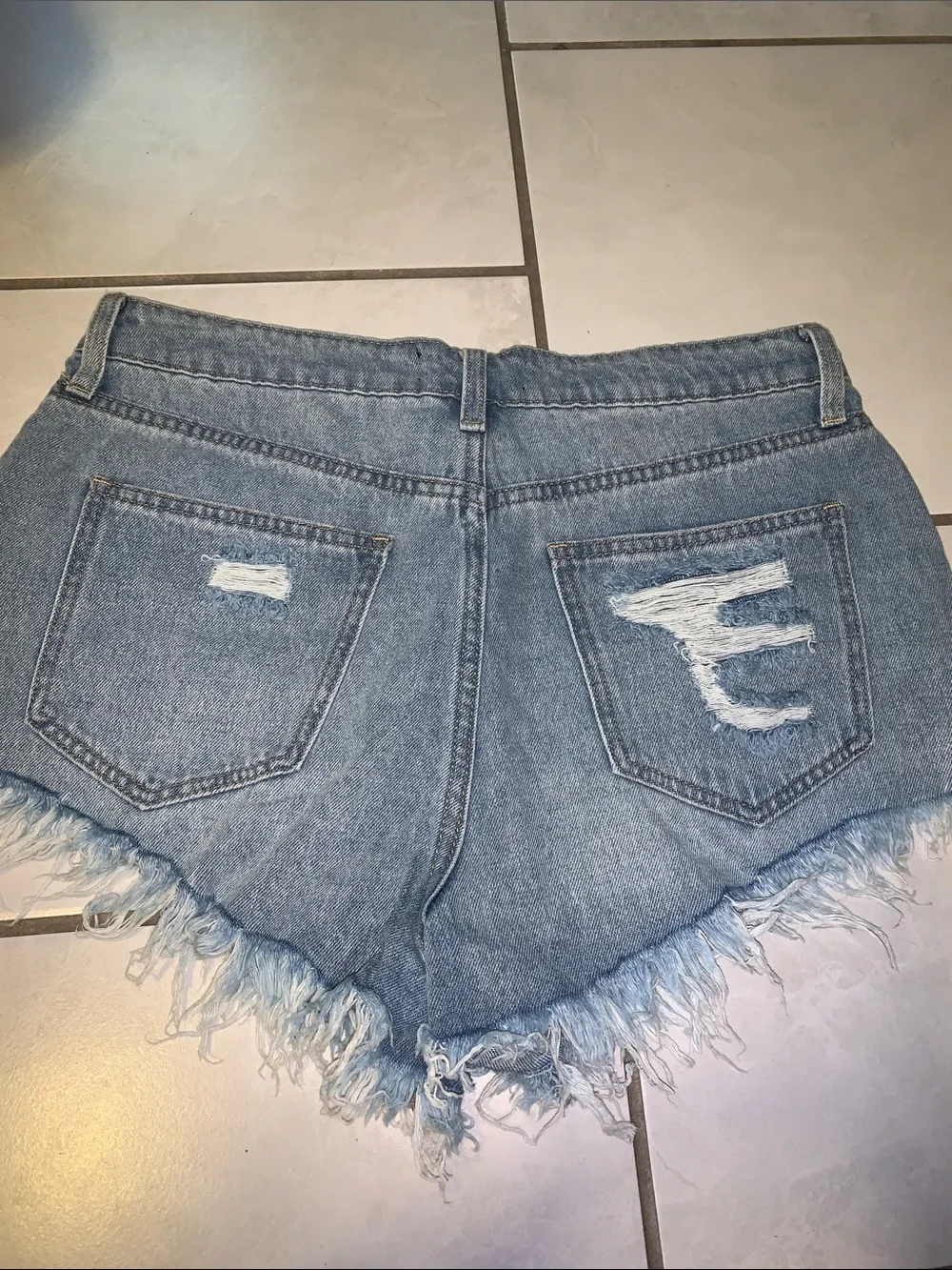 Fashion Nova Jean Shorts - Picture 6 of 7